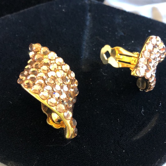 Light Colorado Austrian Crystal Twist Style Earrings-Boutique - Picture 5 of 5